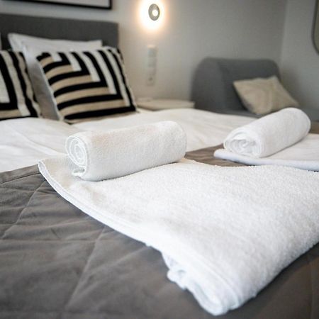 Apartamenty Aquamarina Onyx - Visitopl เมียนซิดดรอแย ภายนอก รูปภาพ